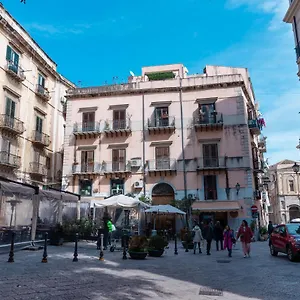 Nicolhouse - Nel Centro Storico Di , Palermo Italien