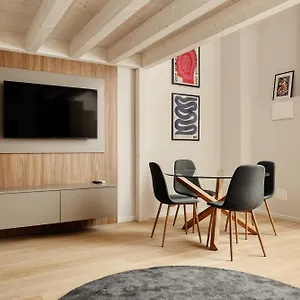 Cenisio 23 Appartamento Milano