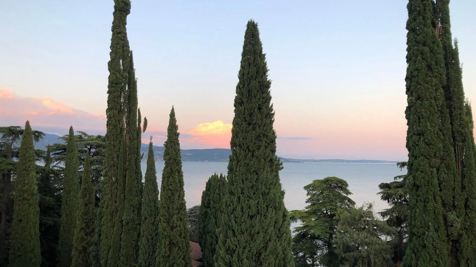 Apartment Residence Villa Alba Gardone Riviera