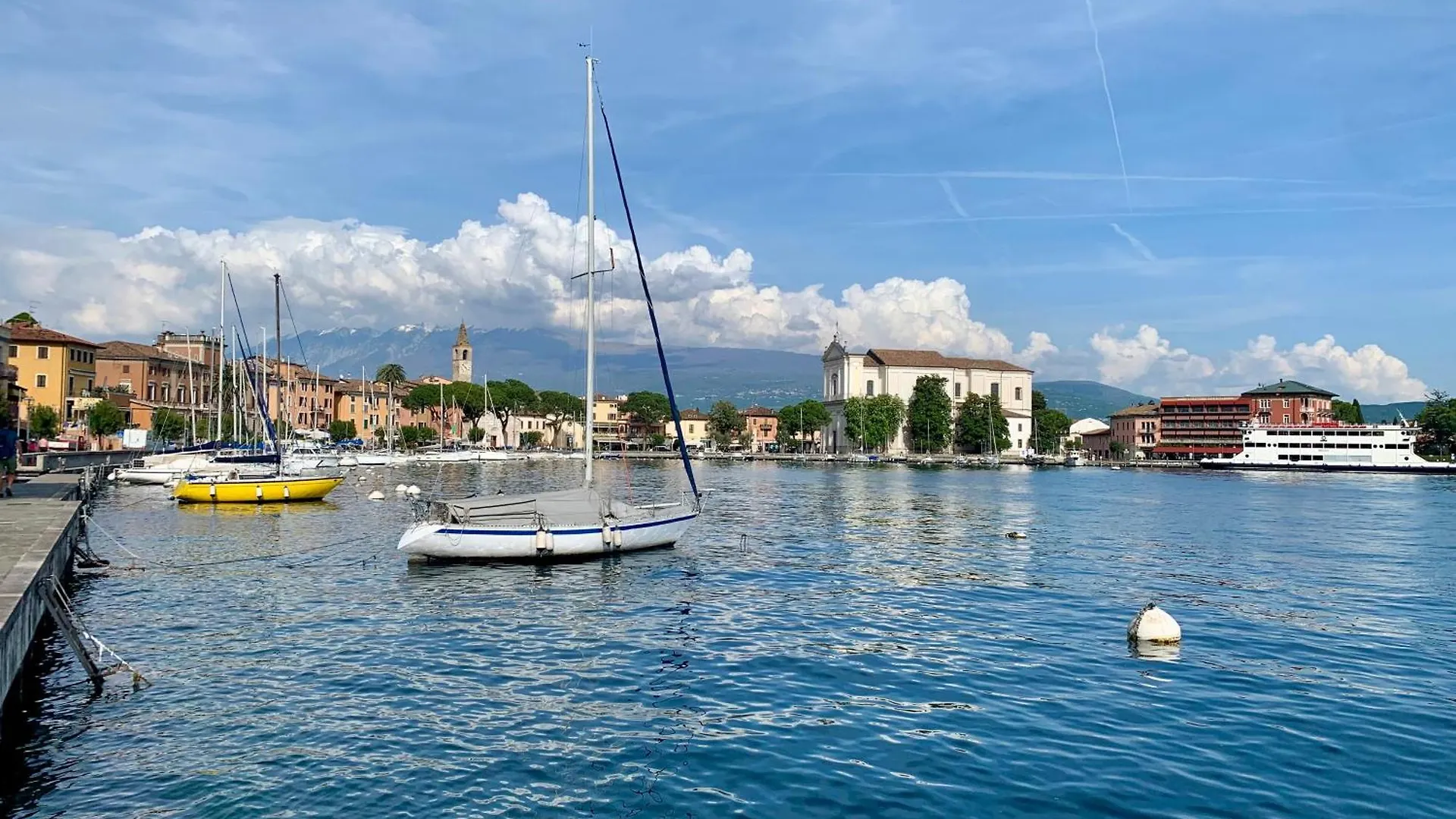 Residence Villa Alba Gardone Riviera Apartment