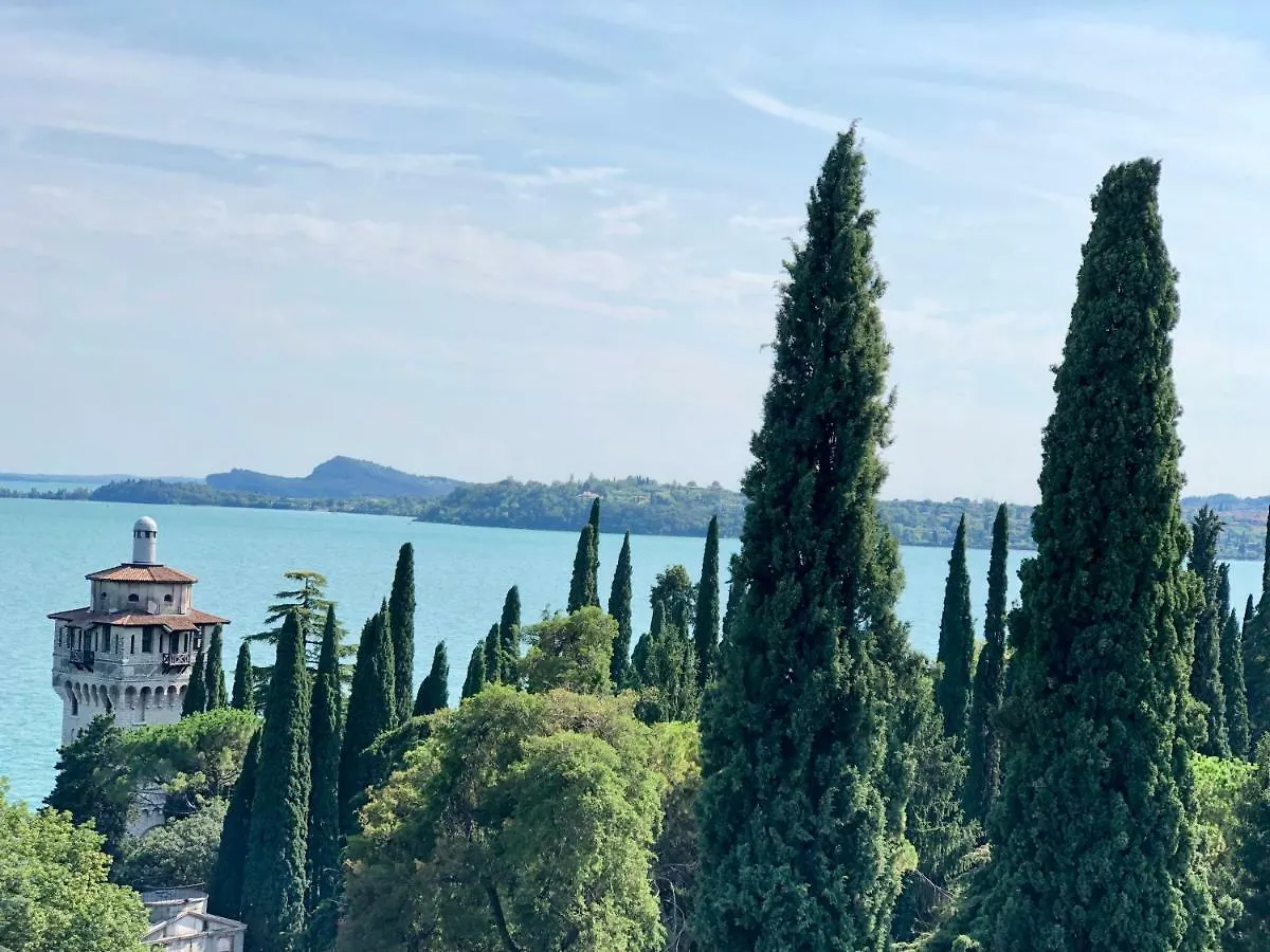 Residence Villa Alba Gardone Riviera Daire