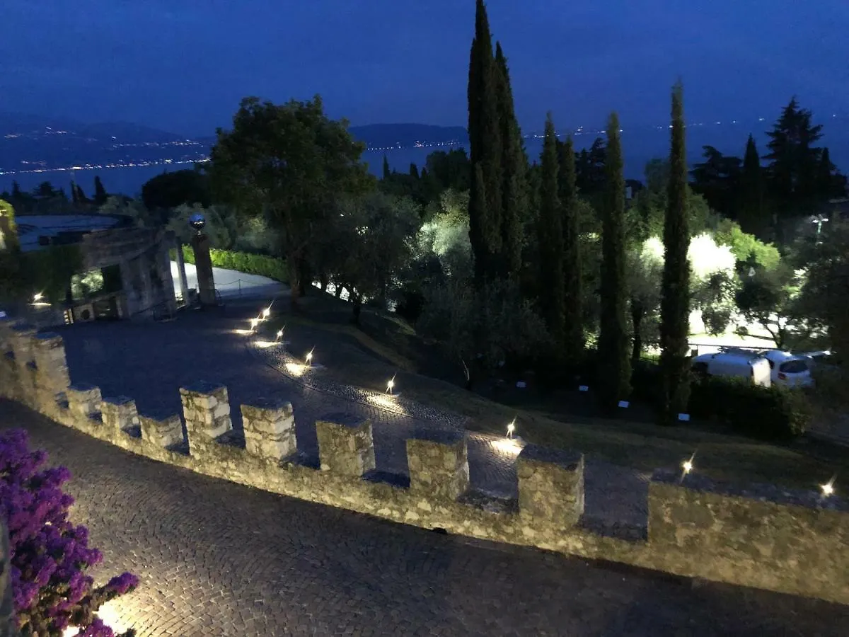 Apartment Residence Villa Alba Gardone Riviera